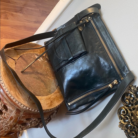 💚🖤HOBO Crossfire Crossbody with Adjustable Strap Bag In Hunter💚🖤 - Picture 3 of 15